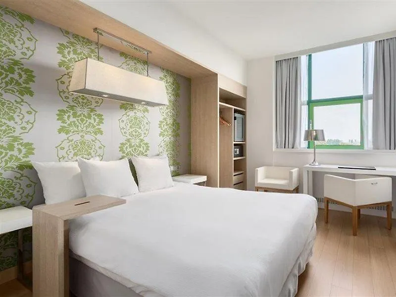 Nh Amsterdam Noord Otel
